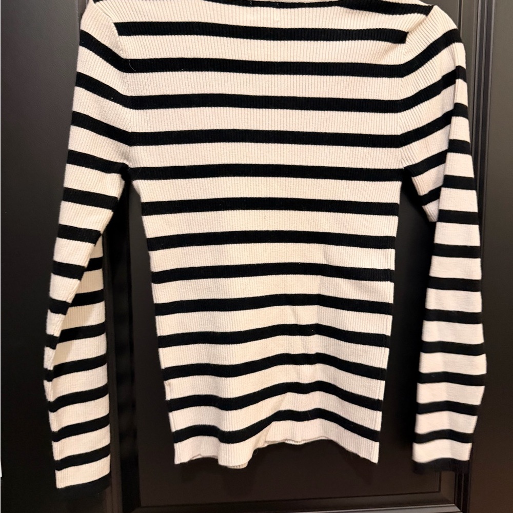 A new day large Striped Black and White Long Sleeve Top - Picture 2 of 2